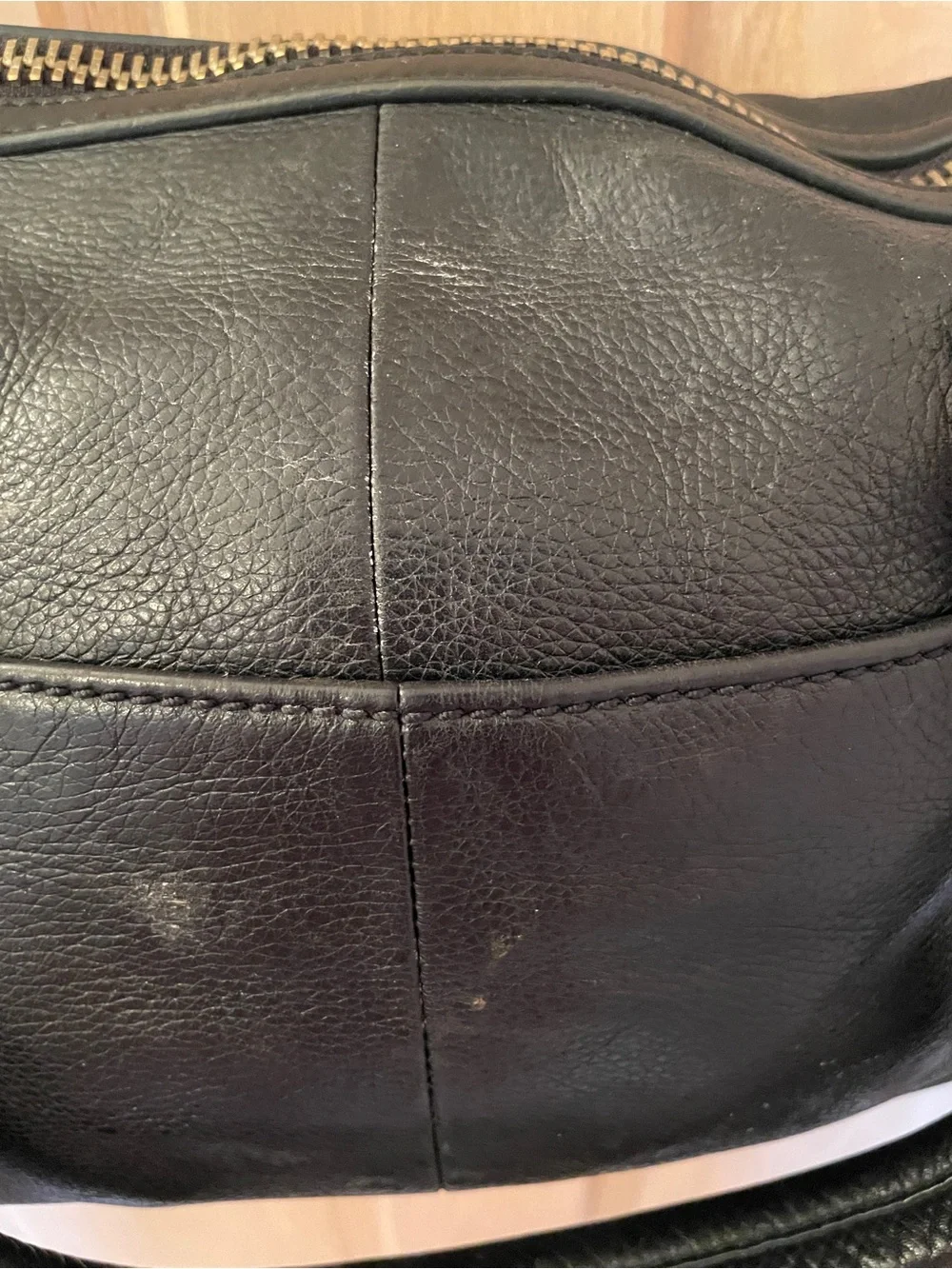 Fossil Black Pebble Leather Women’s Shoulder Bag with Crossbody Strap